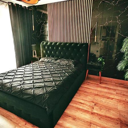 Jacuzzi Apartment Μπάια Μάρε Εξωτερικό φωτογραφία