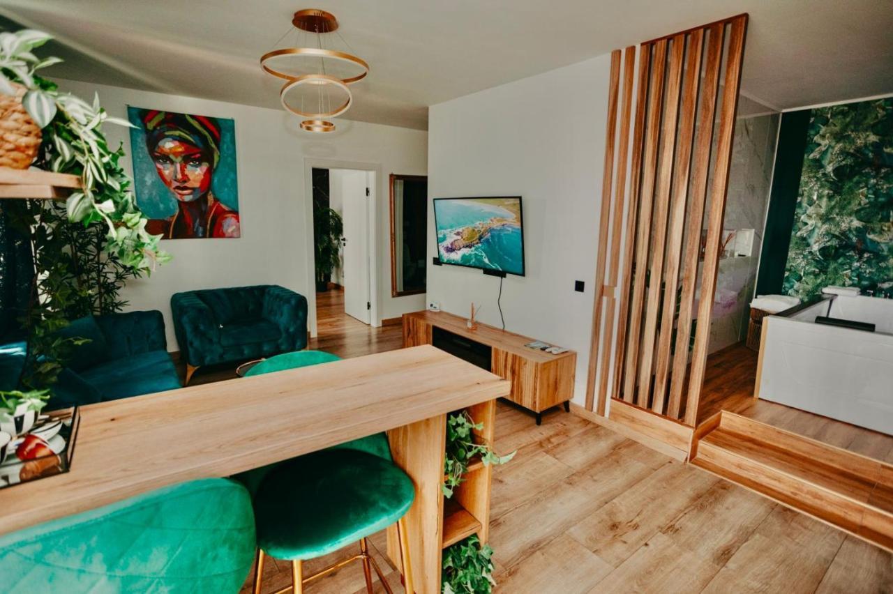 Jacuzzi Apartment Μπάια Μάρε Εξωτερικό φωτογραφία
